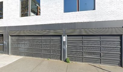 The Eyebrow Queen, Melbourne
