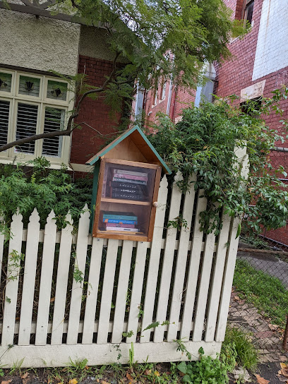 Free Street Library