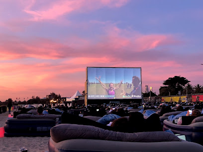 Mov'in bed - Outdoor Bed Cinema, Melbourne