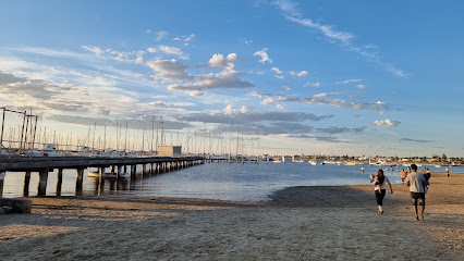 Sandringham Harbour Beach