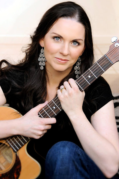 SingOut Singing & Performance School