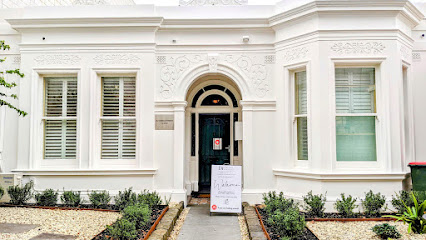 Dr Benjamin Burt, Melbourne