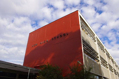 Kew High School