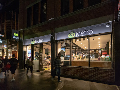 Woolworths Metro Literature Lane