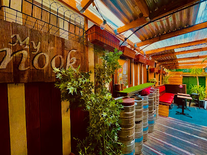 Two Hands Rooftop Bar & Beer Garden Eatery, Melbourne