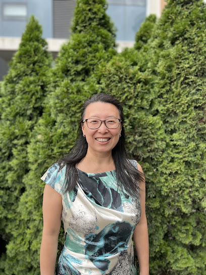 Dr Leah Xu