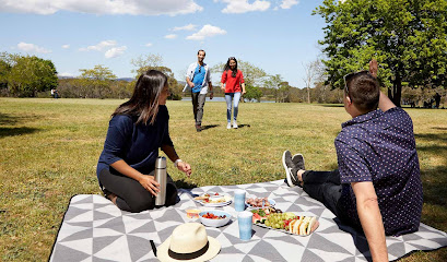 Oaks and Ashes Picnic Areas - Jells Park