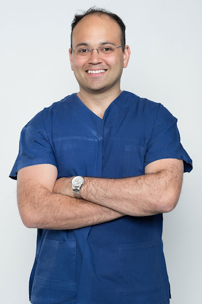 Dr Paul Manohar | Urologist