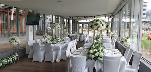 Almina@Docklands