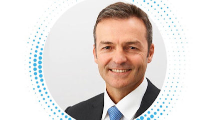 Dr Anton van Heerden - Eye Specialist Melbourne