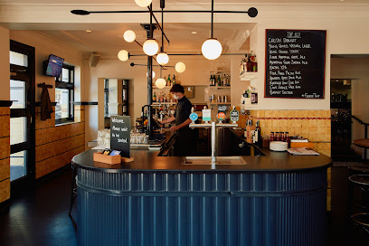 Builders Arms Hotel