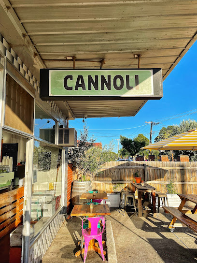 Cannoli Bar